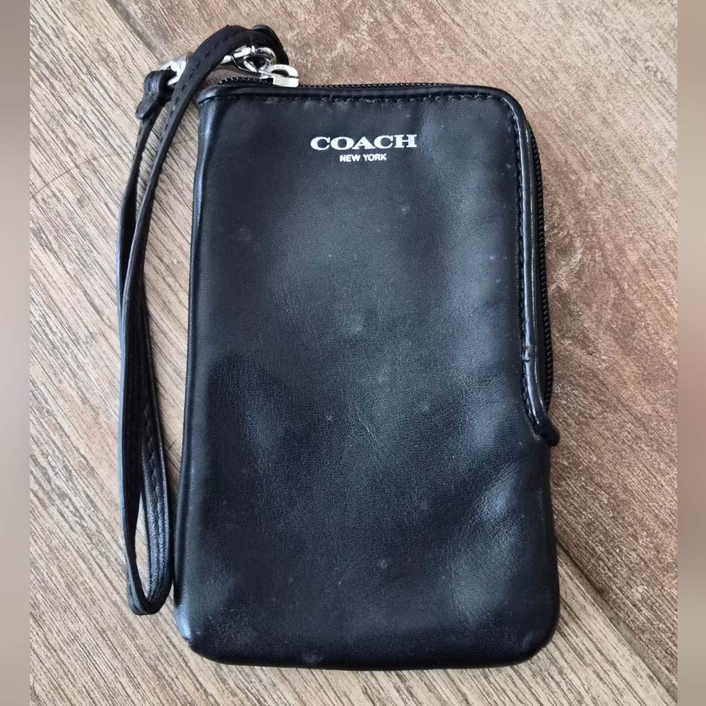 Vintage Coach Black Leather Wristlet Clutch Pouch